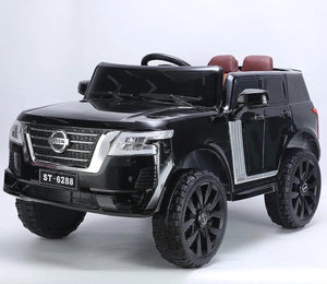 سيارة نيسان كهربائية للأطفال بجهد 12 فولت / أسود